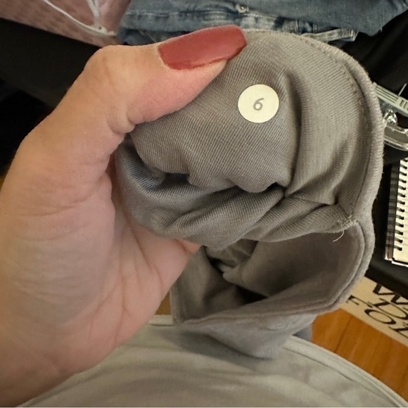Lululemon Wunder Under Leggings Light Grey size 6 - Picture 2 of 6